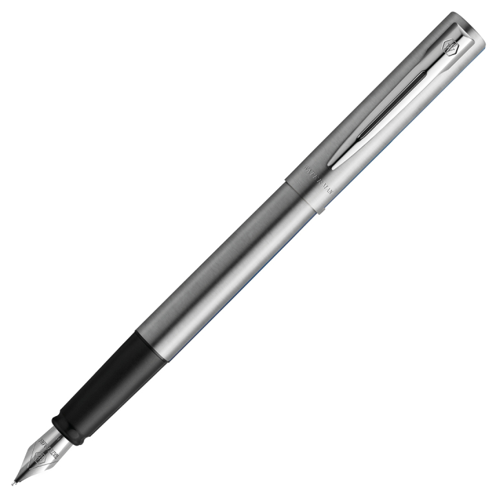 Allure Chrome Fountain Pen Fine in the group Pens / Fine Writing / Fountain Pens at Pen Store (132019)