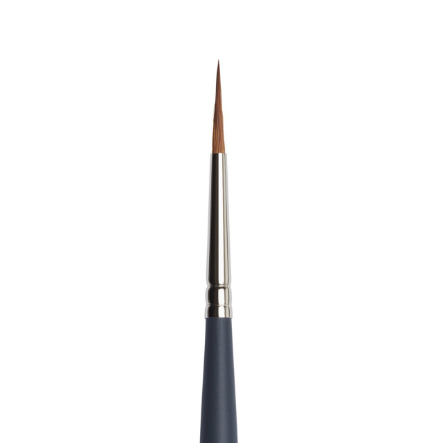 Professional Brush Pointed Round Size 4