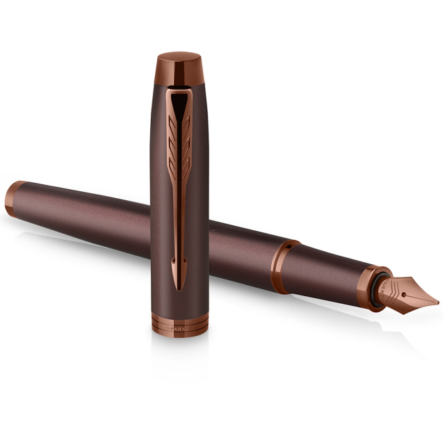 IM Monochrome Burgundy Fountain pen Medium  in the group Pens / Fine Writing / Fountain Pens at Pen Store (131991)