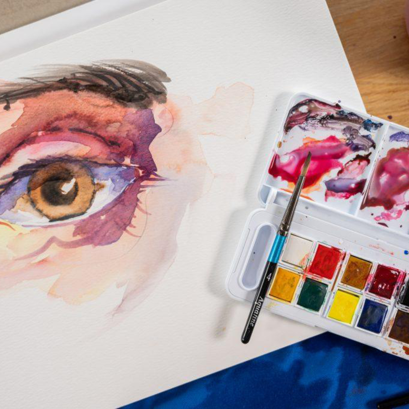 Watercolour Travel set 12 ½ -Half pans 