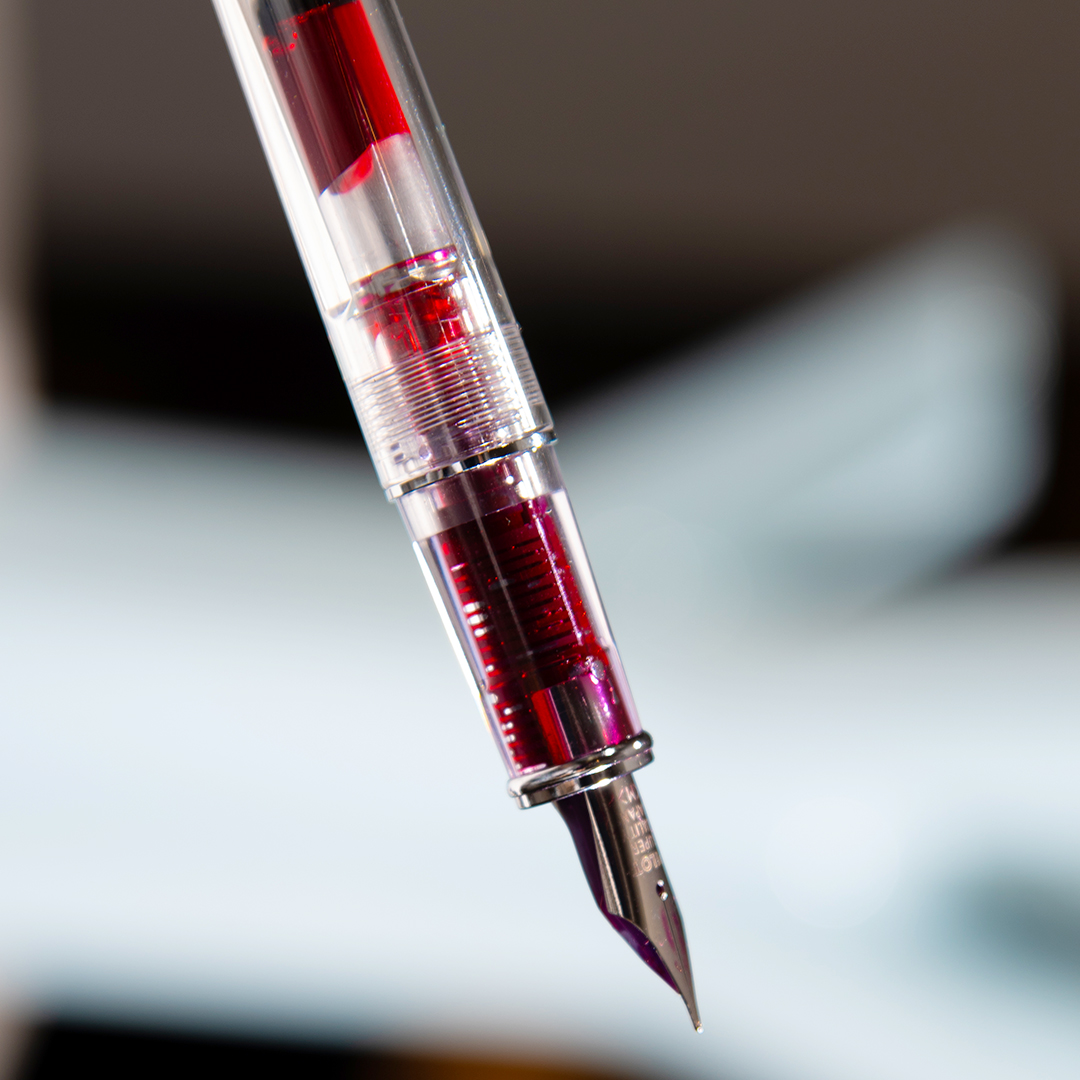 Prera Fountain Pen Red