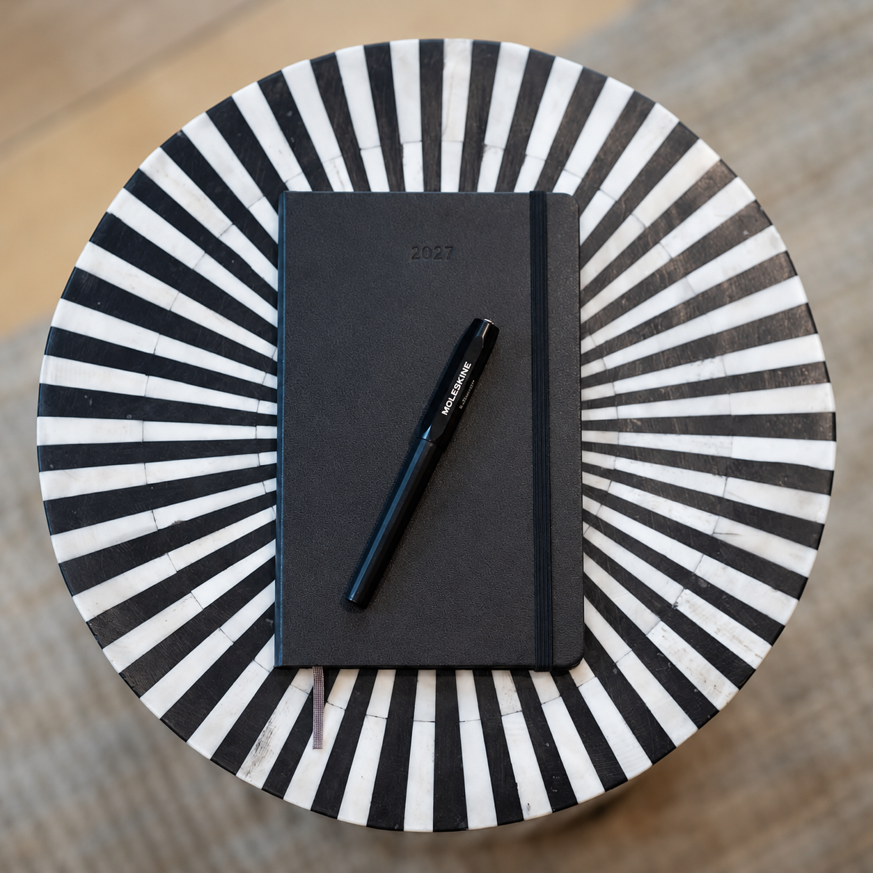 Diary 12M Weekly Vertical 2027 Hardcover Pocket Black 