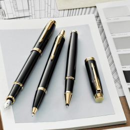 IM Black/Gold Fountain pen in the group Pens / Fine Writing / Fountain Pens at Pen Store (104670_r)