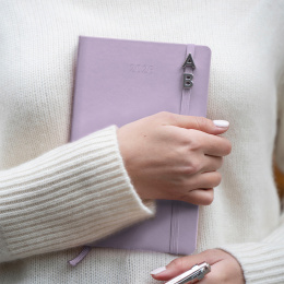 Diary 12M Daily 2026 Hardcover Large Pastel Lilac in the group Paper & Pads / Planners / 12-Month Planners at Pen Store (136133)