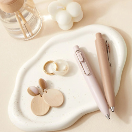 Ballpoint pen One P Yogurt in the group Pens / Fine Writing / Ballpoint Pens at Pen Store (137064)