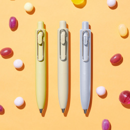 Ballpoint pen One P Peach Milk in the group Pens / Fine Writing / Ballpoint Pens at Pen Store (137067)