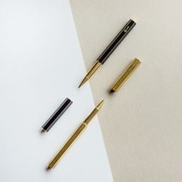 Classic Revolve Rollerball Black in the group Pens / Fine Writing / Rollerball Pens at Pen Store (137414)