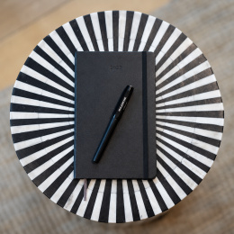 Diary 12M Weekly Vertical 2027 Hardcover Pocket Black  in the group Paper & Pads / Planners / 12-Month Planners at Pen Store (137471)