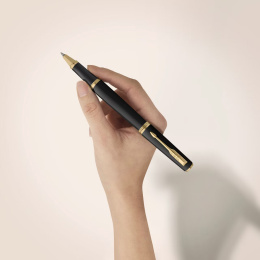 Meridian Matte Black/Gold Rollerball in the group Pens / Fine Writing / Rollerball Pens at Pen Store (138301)